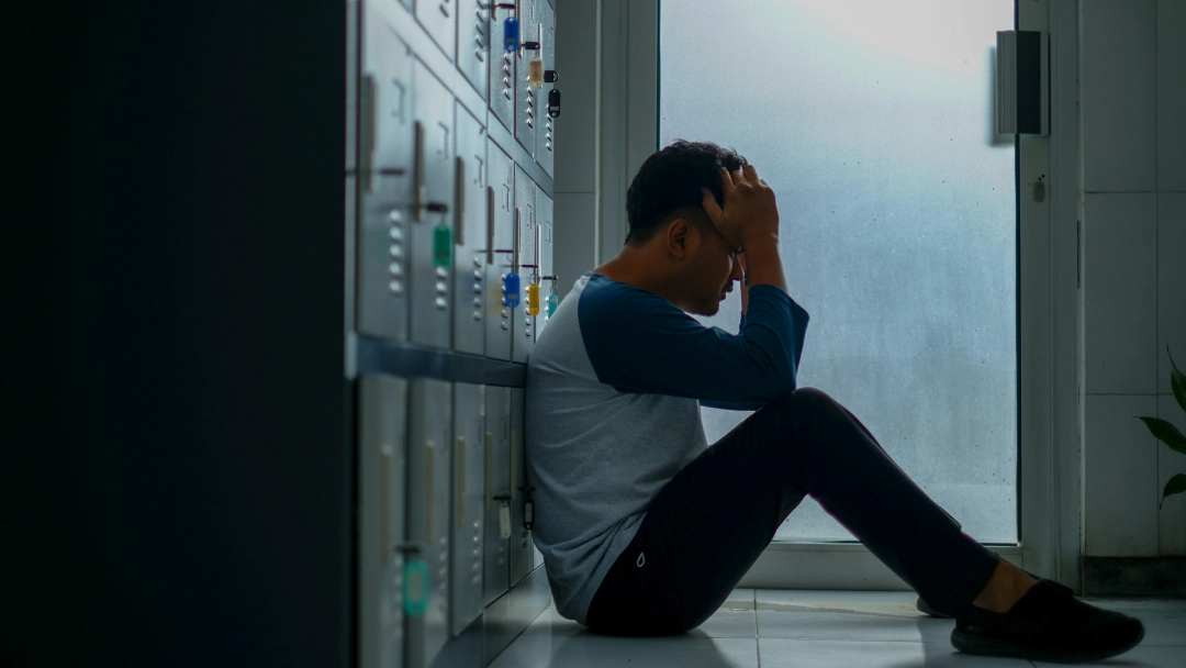depressed-men
